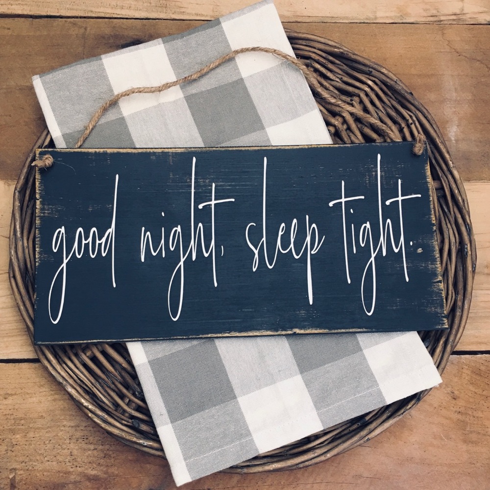 2/$30๐ Good Night Sleep Tight -Wood Painted Sign - Picture 1 of 4